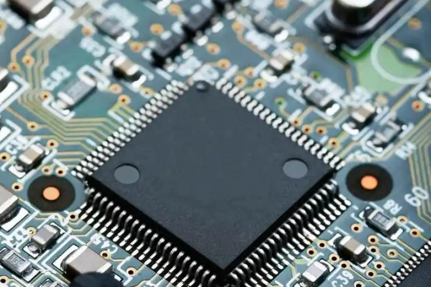 球帝直播 AI 训练与推理芯片专题首页配图